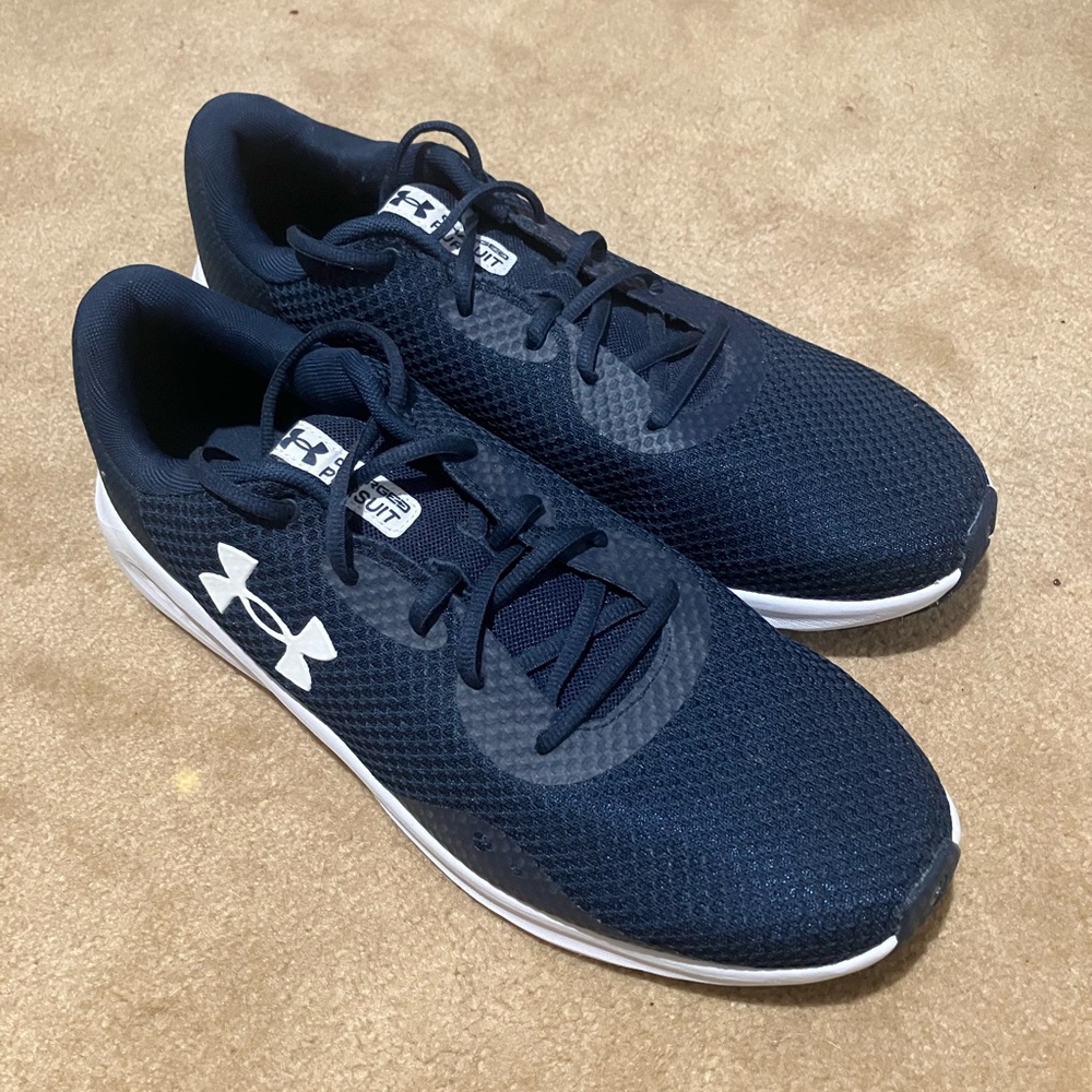 Under Armour Men’s sneakers